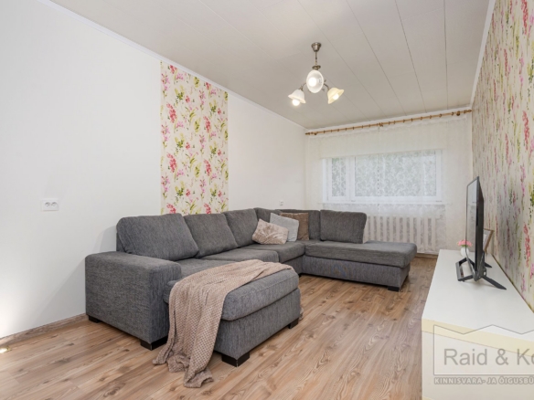 Rapla maakond, Rapla vald, Iira küla, Metsamajandi 8