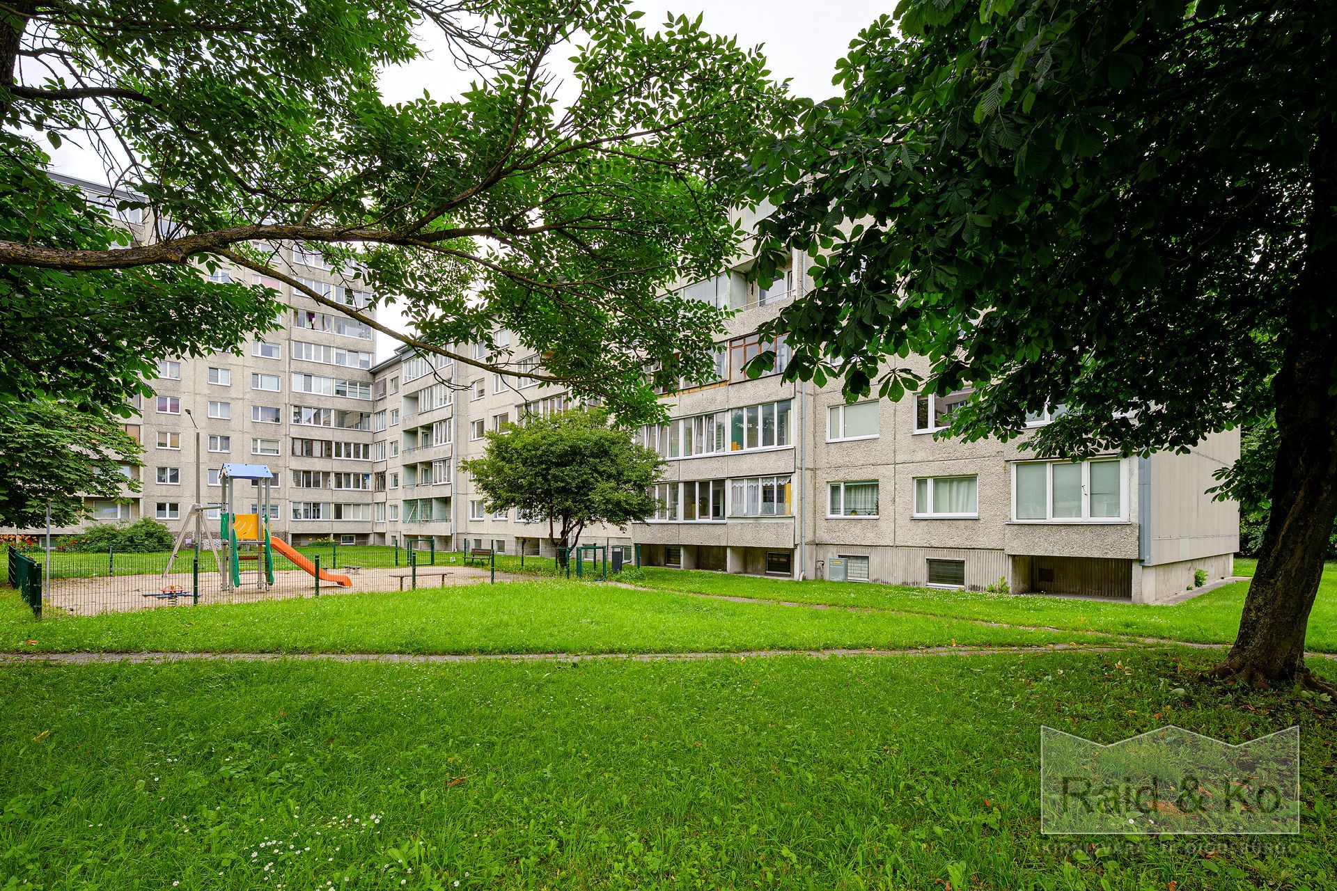 Harju maakond, Tallinn, Lasnamäe linnaosa, Paekaare 12