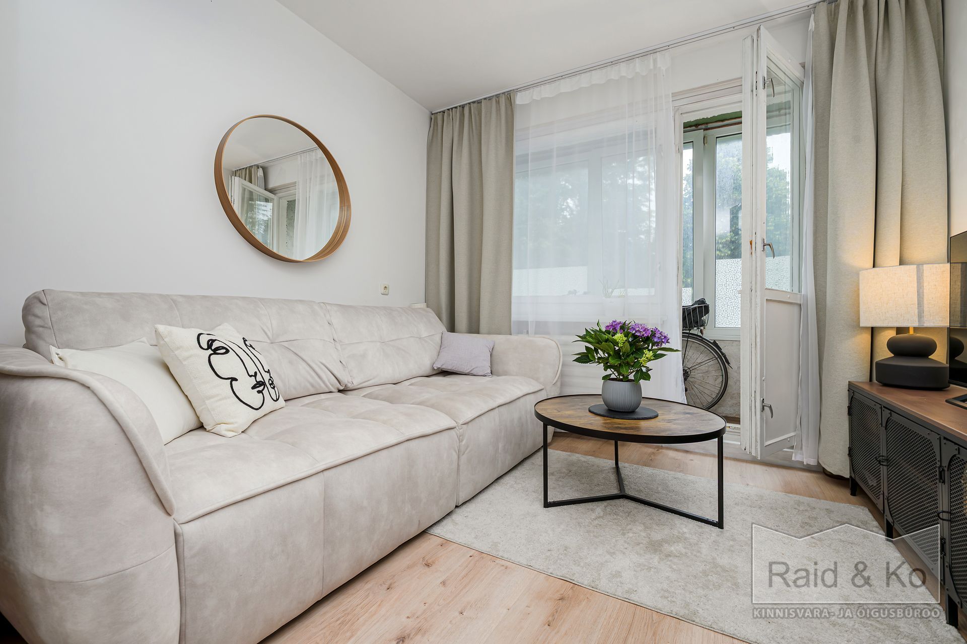 Harju maakond, Tallinn, Lasnamäe linnaosa, Paekaare 12