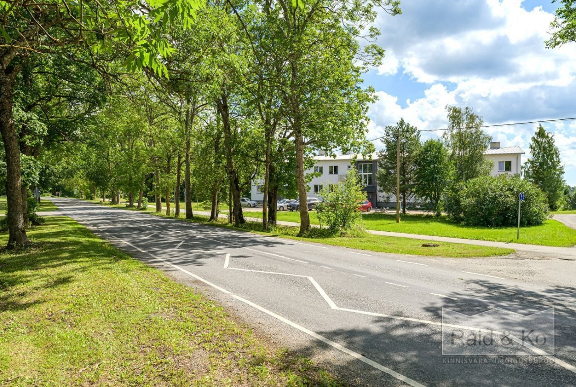 Rapla maakond, Märjamaa vald, Varbola küla, Varbola keskuse 77