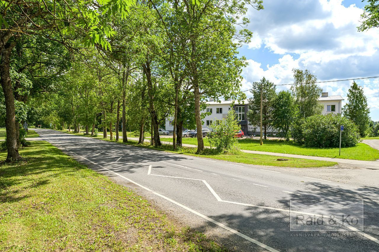6a6852fc754bfe5bec047dcde0e94952af61fe611b119.jpg Rapla maakond, Märjamaa vald, Varbola küla, Varbola keskuse 77
