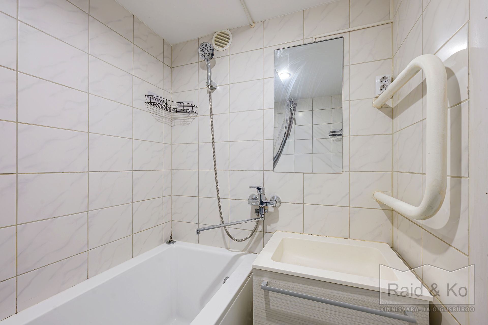 6a72df399a82eceeb52046c2d3d00abdb4eac6fbf7b80.jpg Harju maakond, Tallinn, Haabersti linnaosa, Ehitajate tee 115