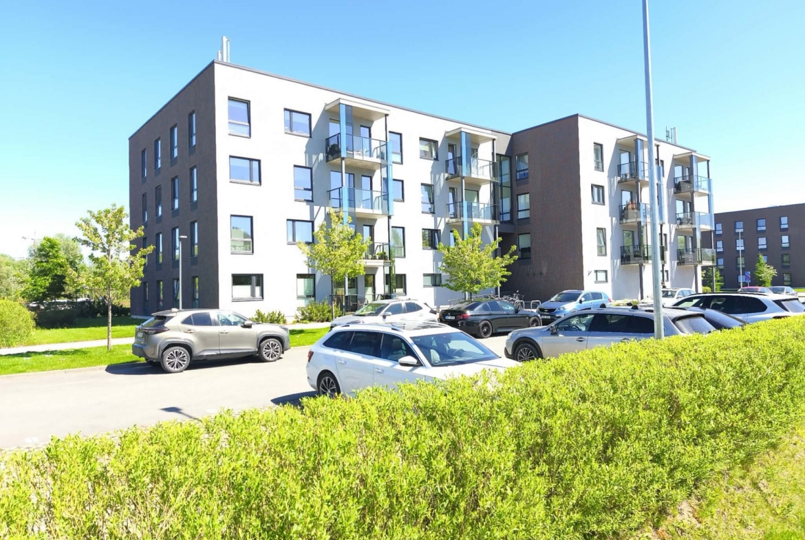 Harju maakond, Tallinn, Haabersti linnaosa, Väike-Õismäe, Pikaliiva 20
