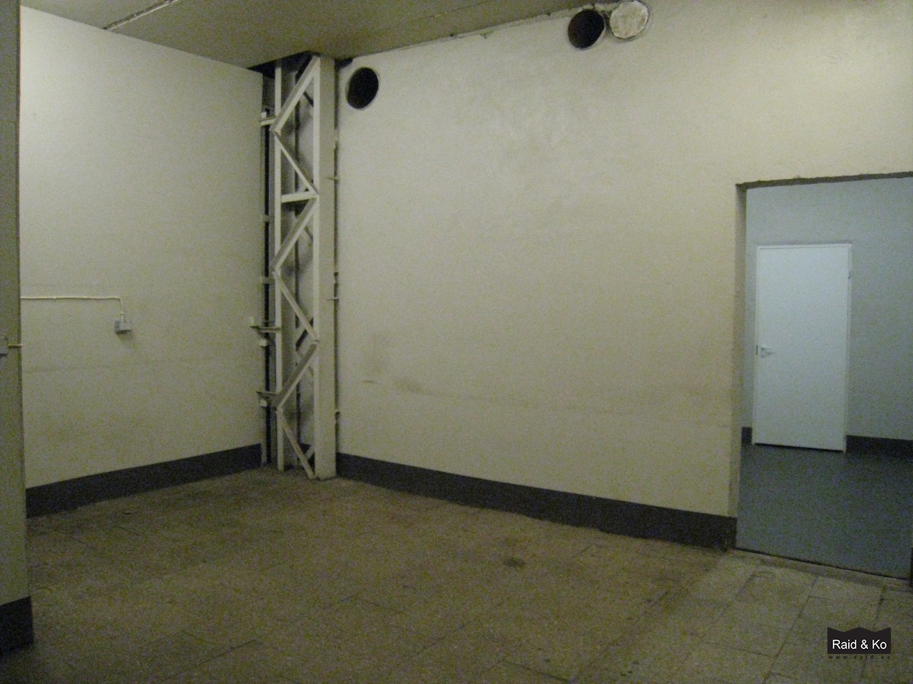 6a980f748881f771ee900692f21bd2b490d86e475ea40.jpg Harju maakond, Tallinn, Lasnamäe linnaosa, Betooni (ladu)