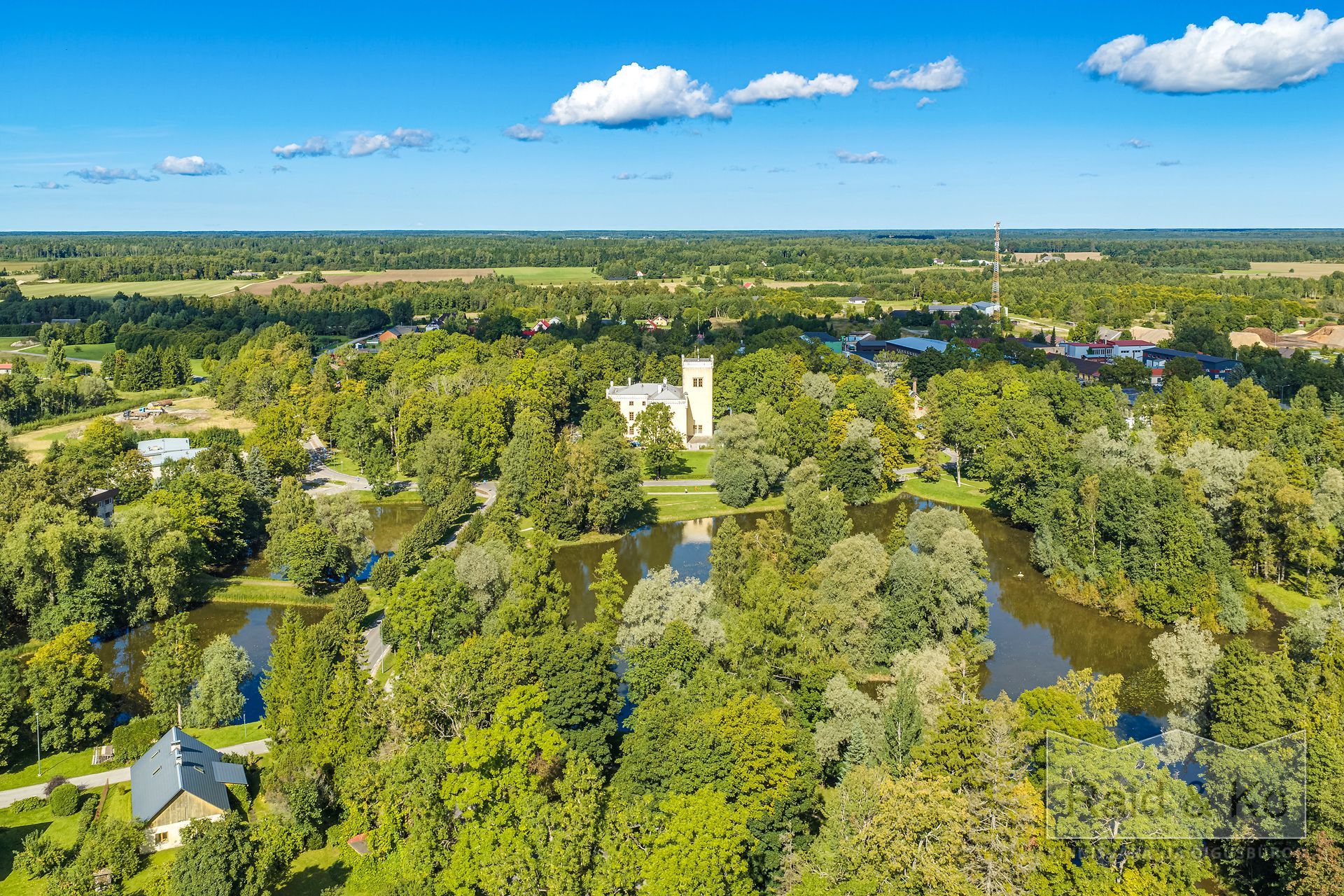Rapla maakond, Rapla vald, Alu alevik, Tallinna mnt 8