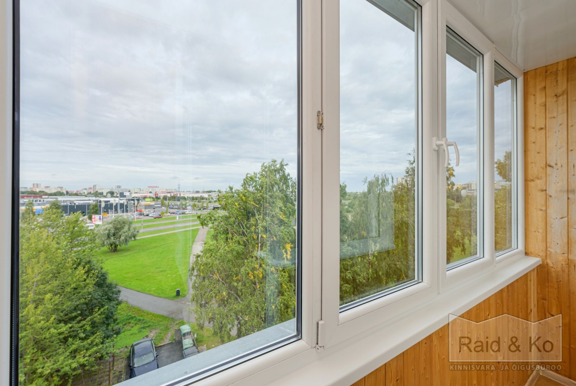 Harju maakond, Tallinn, Lasnamäe linnaosa, Mustakivi, Mahtra tn 12