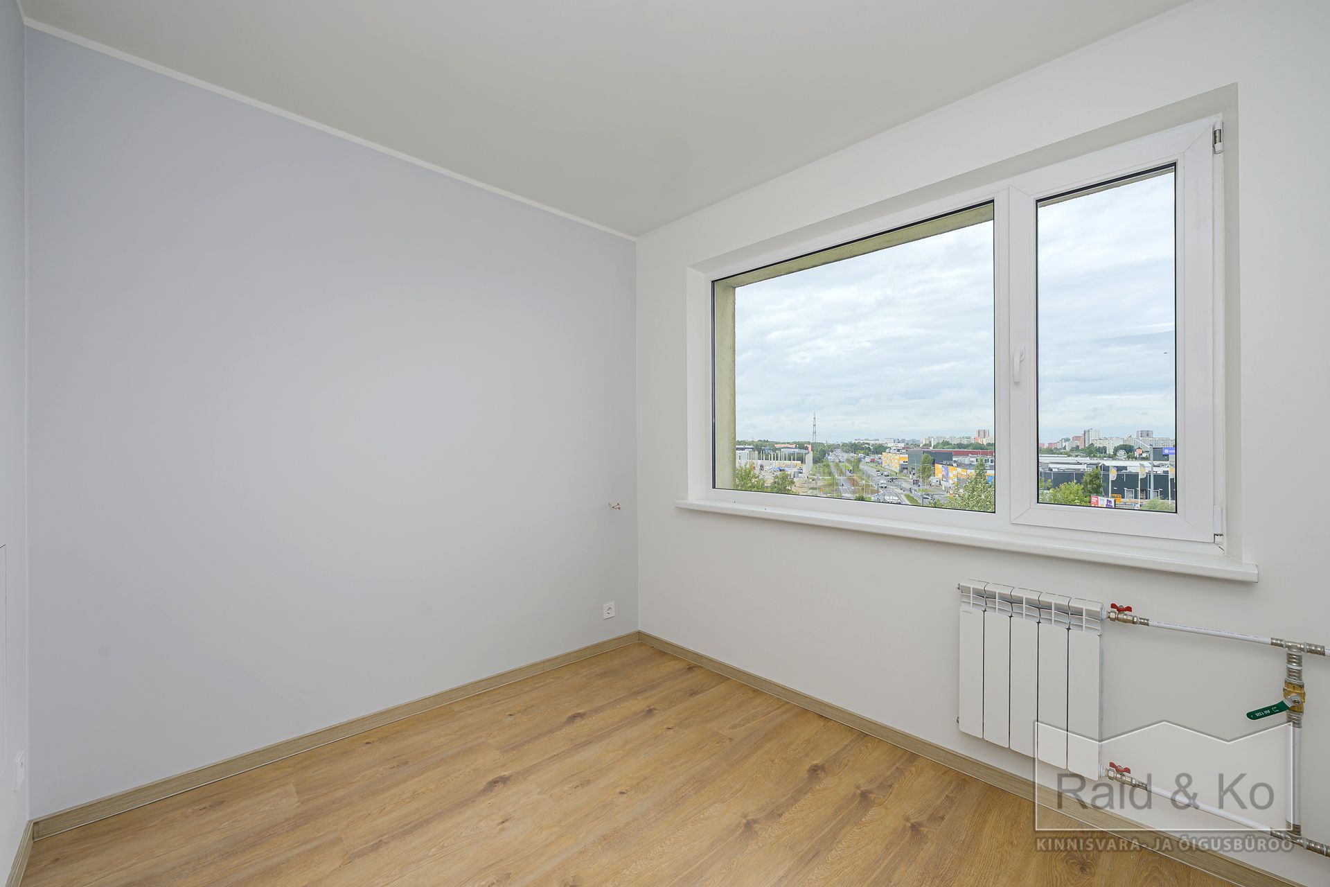 6aa91c9ff03dbedb5e7f22a3e58ed9524235eed983748.jpg Harju maakond, Tallinn, Lasnamäe linnaosa, Mustakivi, Mahtra tn 12