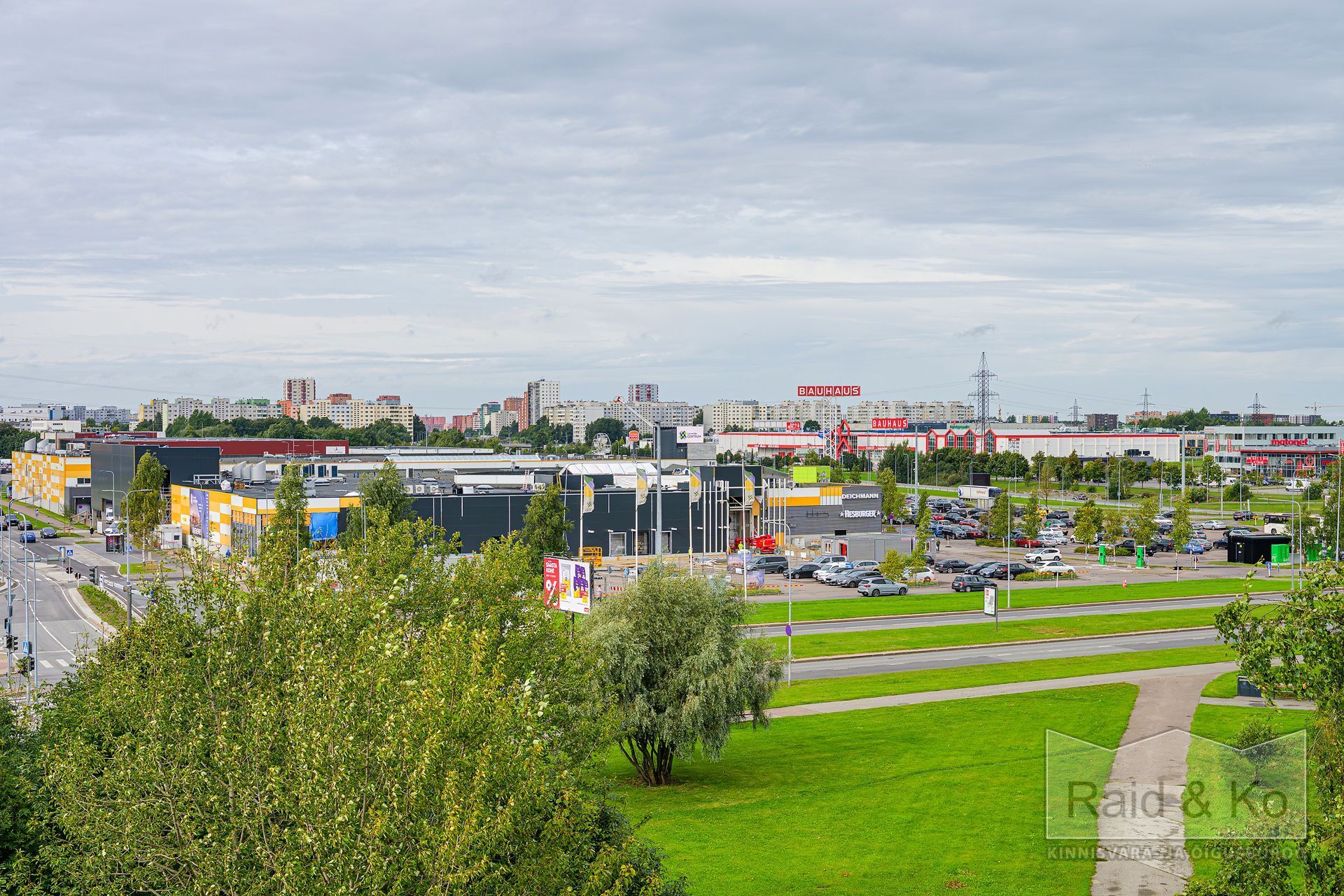 6aa91d65ee6b57d112b44a17d9a25c1f3234d76d54d38.jpg Harju maakond, Tallinn, Lasnamäe linnaosa, Mustakivi, Mahtra tn 12
