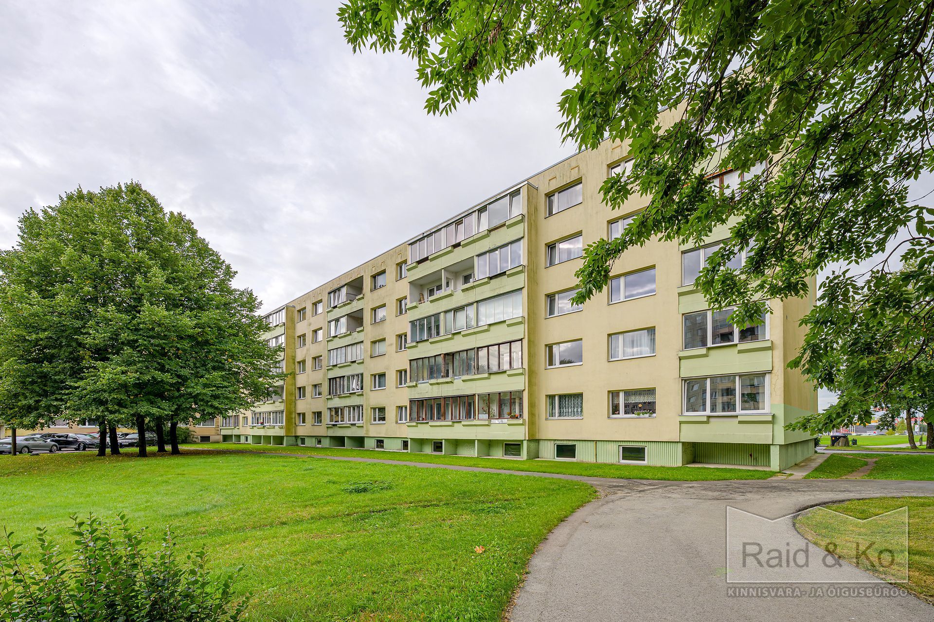 6aa91d6ecfbaa12dba3ccce5257bfcc81c95f184c3a5b.jpg Harju maakond, Tallinn, Lasnamäe linnaosa, Mustakivi, Mahtra tn 12