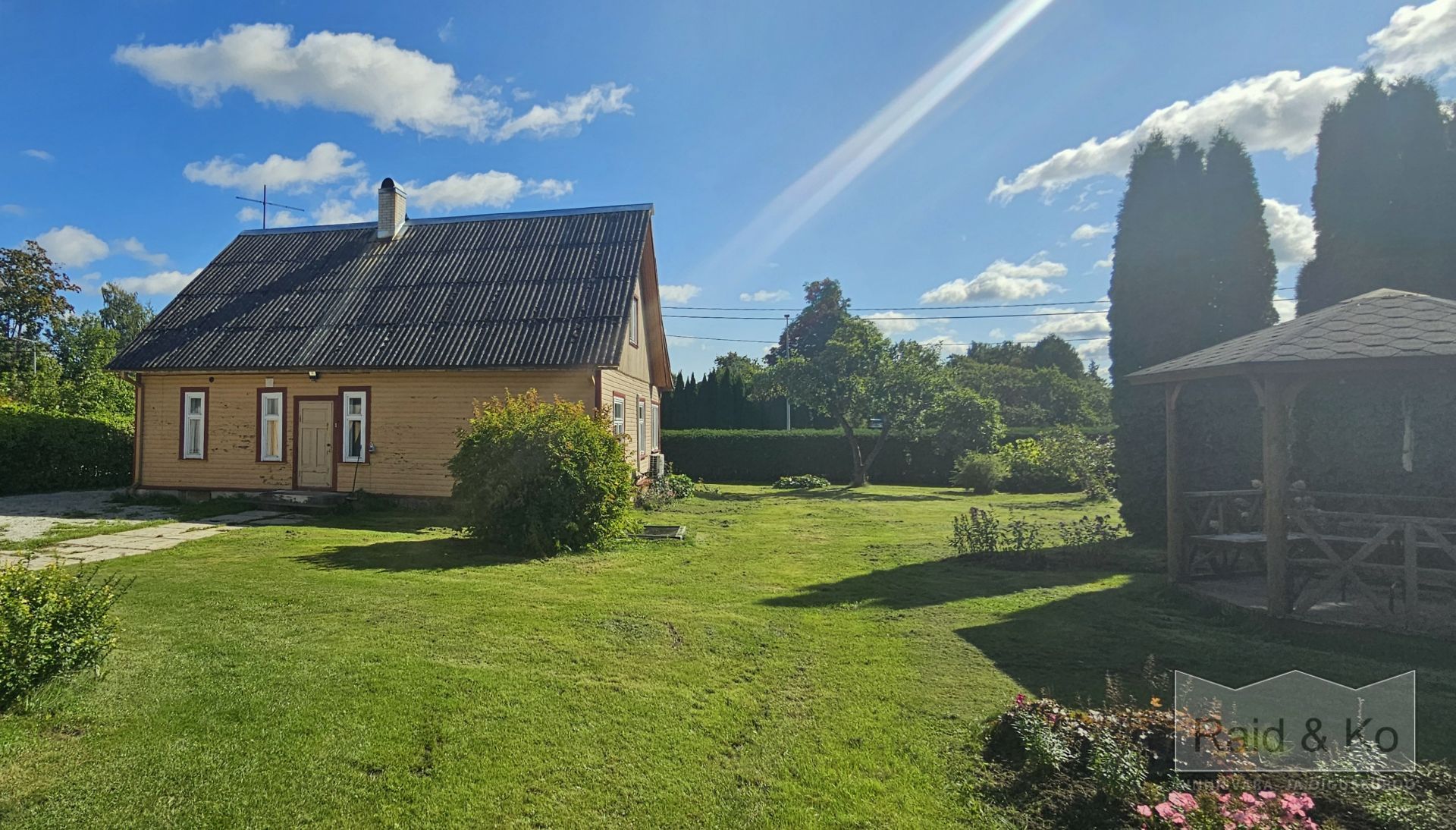 6abd690fe480d286b4142185f67dc8ffd66cab2f42862.jpg Rapla maakond, Märjamaa vald, Märjamaa alev, Pärnu mnt 86