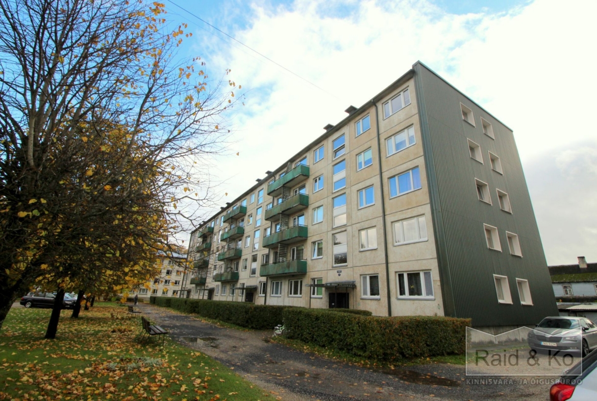 Rapla maakond, Kehtna vald, Järvakandi alev, Staadioni 4