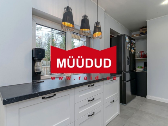 Harju maakond, Viimsi vald, Muuga küla, Kallasmaa tee 42